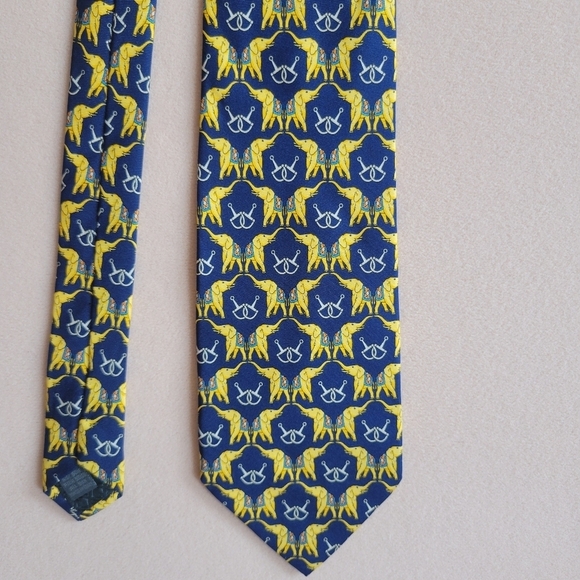 Gherardini Firenze 100% Silk Made In Italy Elephant Motif Tie - Picture 3 of 8